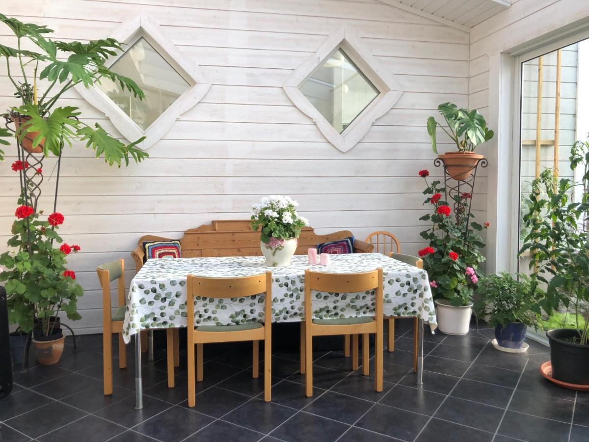 Stenhaella Bed&Breakfast Holmsjö Exteriér fotografie